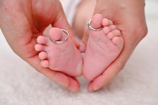 澧县宝宝掉头发是怎么回事